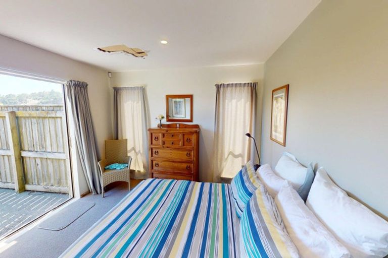 Photo of property in 51 Kent Avenue, Waitarere Beach, Levin, 5510
