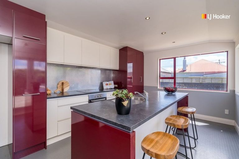 Photo of property in 94 Victoria Road, Saint Kilda, Dunedin, 9012