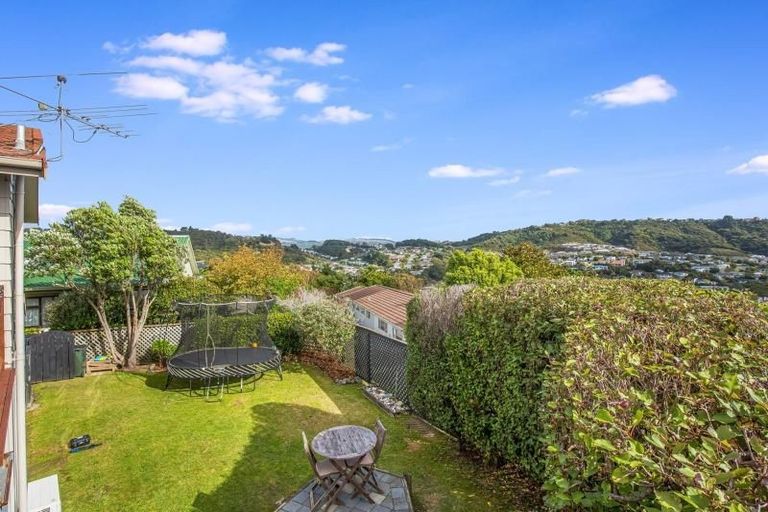 Photo of property in 60 Mercury Way, Whitby, Porirua, 5024
