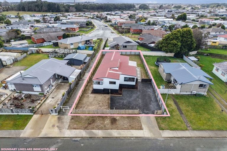 Photo of property in 57 Dunbeath Crescent, Kew, Invercargill, 9812