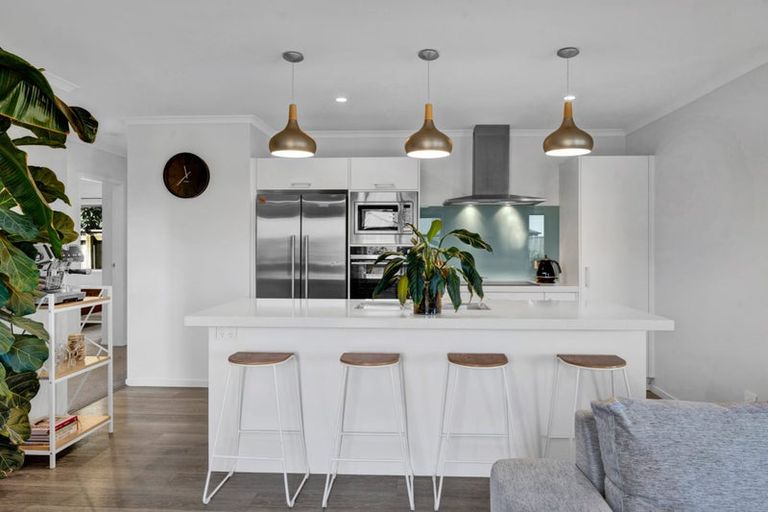 Photo of property in 31 Jules Crescent, Bell Block, New Plymouth, 4312