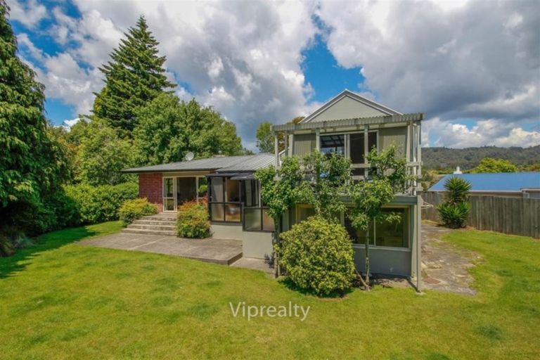 Photo of property in 12 Melrose Avenue, Owhata, Rotorua, 3010