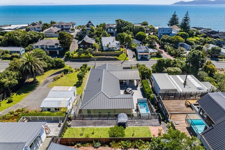 Photo of property in 118 Rosetta Road, Raumati South, Paraparaumu, 5032