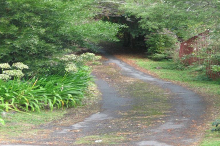 Photo of property in 108 Wyndham Road, Pinehaven, Upper Hutt, 5019