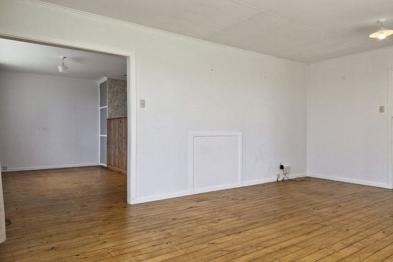 Photo of property in 80 Wrantage Street, Westown, New Plymouth, 4310