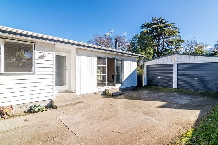 Photo of property in 39 Gray Avenue, Paraparaumu Beach, Paraparaumu, 5032