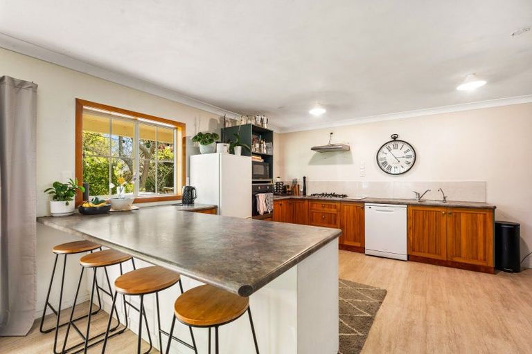 Photo of property in 215 Riverbend Road, Meeanee, Napier, 4110