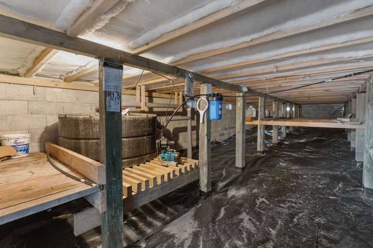 Photo of property in 5 Wanganui Road, Marton, 4710