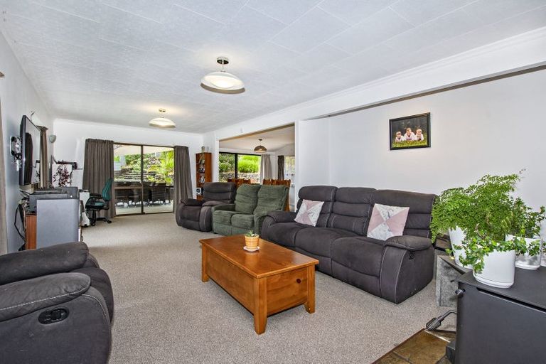 Photo of property in 17 Granfield Place, Te Kamo, Whangarei, 0112