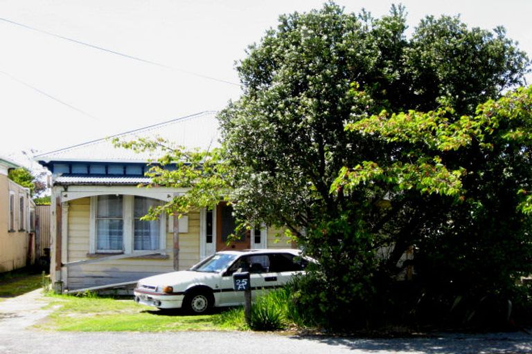 Photo of property in 25a Queen Street, Westport, 7825