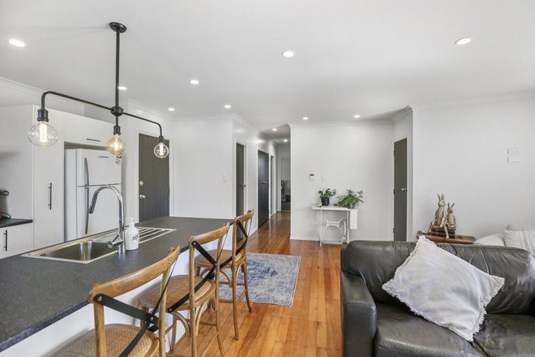 Photo of property in 638 Queen Street East, Levin, 5510