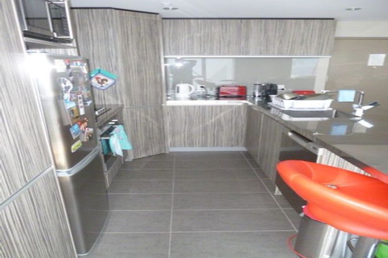 Photo of property in Canvas Apartments, 20/307u Willis Street, Te Aro, Wellington, 6011