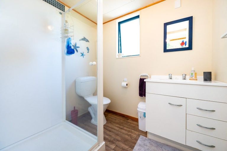 Photo of property in 40 Pipi Street, Te Awanga, 4102