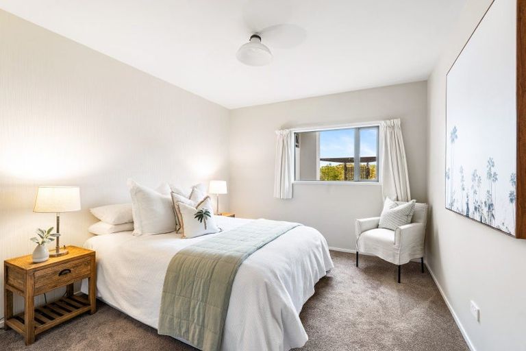 Photo of property in 37 Lopdell Lane, Eskdale, Napier, 4182