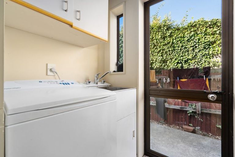 Photo of property in 2/8 Angela Street, Upper Riccarton, Christchurch, 8041