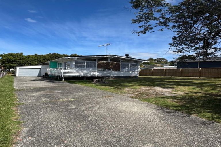 Photo of property in 71 Weldene Avenue, Glenfield, Auckland, 0629