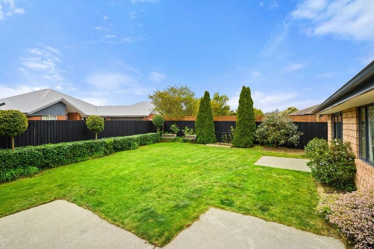 Photo of property in 74 Lamorna Road, Parklands, Christchurch, 8083
