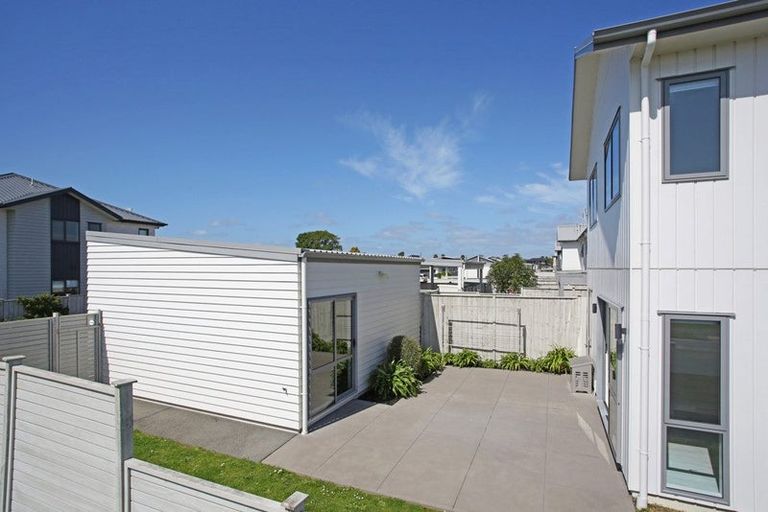 Photo of property in 94 Te Napi Drive, Takanini, 2112