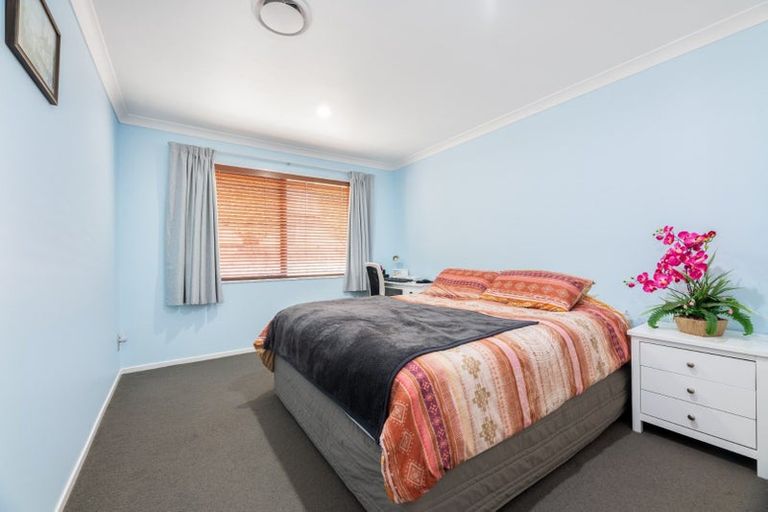 Photo of property in 3 Hornsey Avenue, Henderson, Auckland, 0612