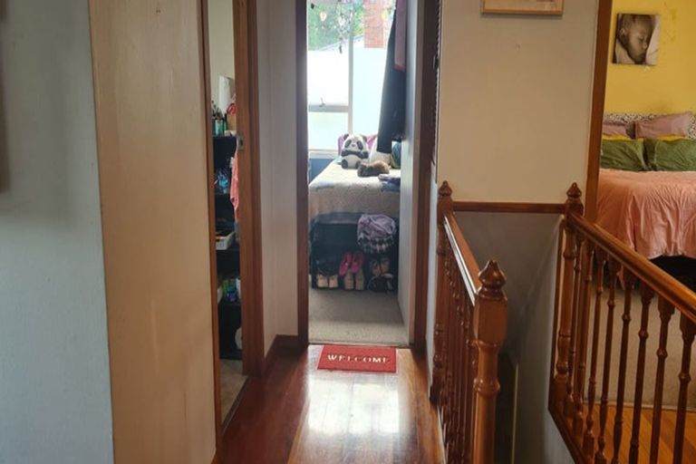 Photo of property in 263 Sturges Road, Henderson, Auckland, 0612