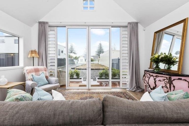 Photo of property in 105a Waghorne Street, Ahuriri, Napier, 4110