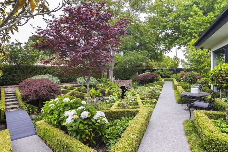 Photo of property in 416 Papanui Road, Papanui, Christchurch, 8053