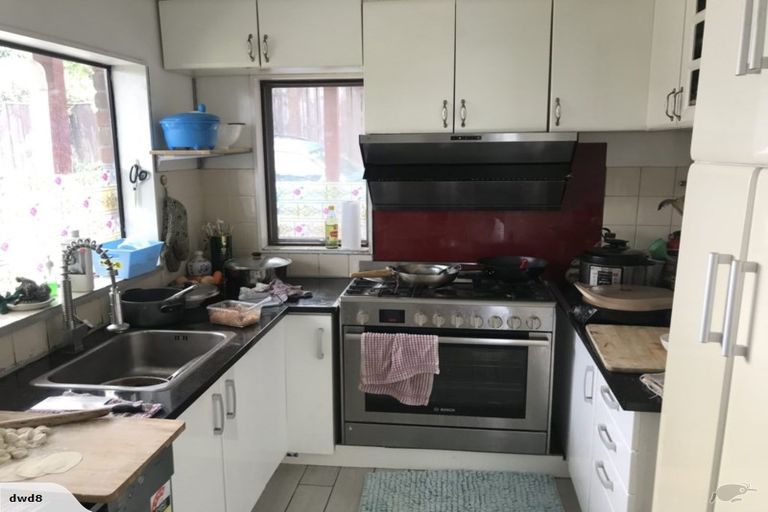 Photo of property in 5/11 Hall Road, Glenfield, Auckland, 0629