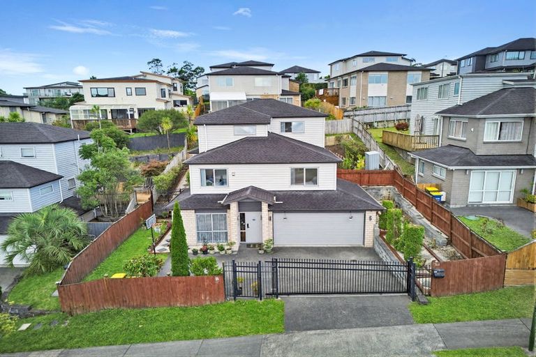 Photo of property in 21 San Prospero Crescent, Henderson, Auckland, 0612