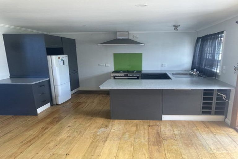 Photo of property in 195 Ngamotu Road, Spotswood, New Plymouth, 4310