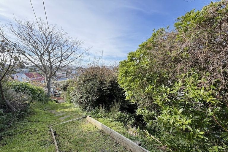 Photo of property in 5 Charlotte Avenue, Brooklyn, Wellington, 6021