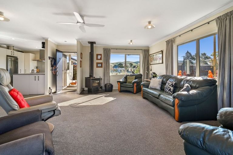 Photo of property in 2a Williams Street, Otane, 4202