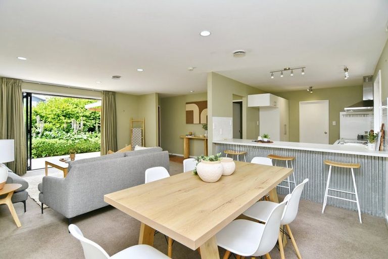 Photo of property in 42/a Ward Street, Addington, Christchurch, 8024