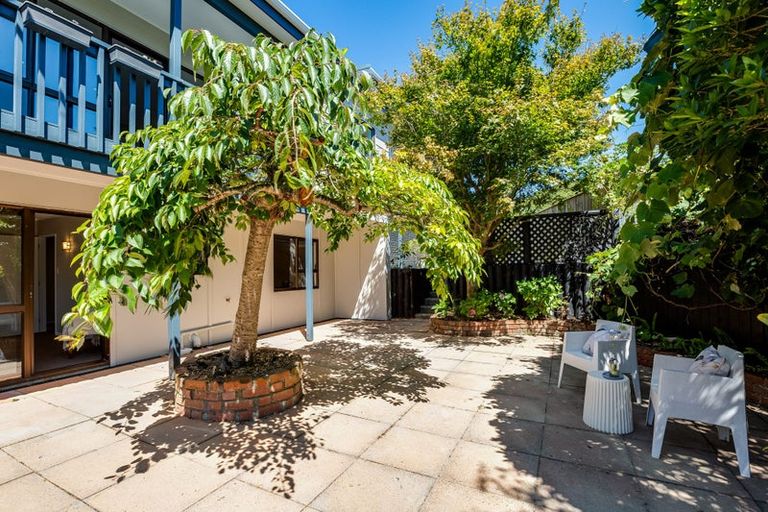 Photo of property in 25 Longitude Place, Whitby, Porirua, 5024