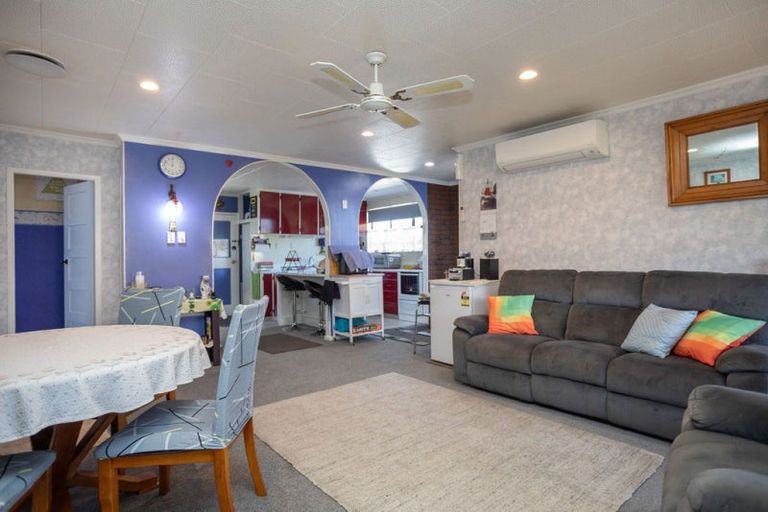 Photo of property in 7 Hunter Street, Dannevirke, 4930