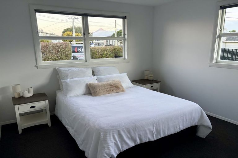 Photo of property in 44 Discovery Place, Marfell, New Plymouth, 4310