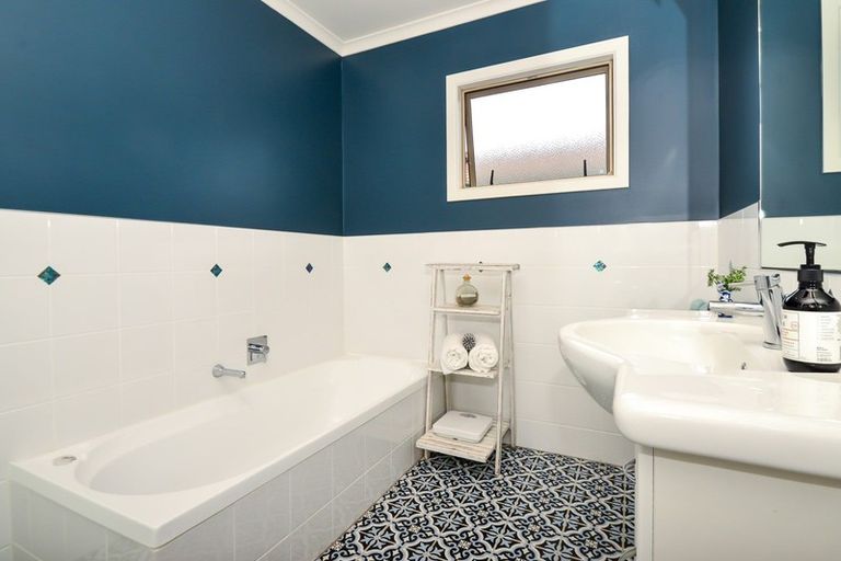 Photo of property in 19 Strathmore Drive, Rototuna, Hamilton, 3210