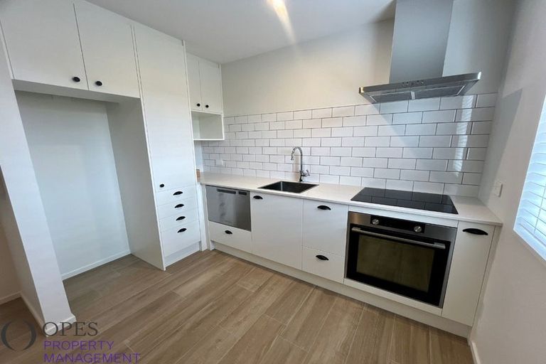 Photo of property in 3/40 New Brighton Road, Shirley, Christchurch, 8061