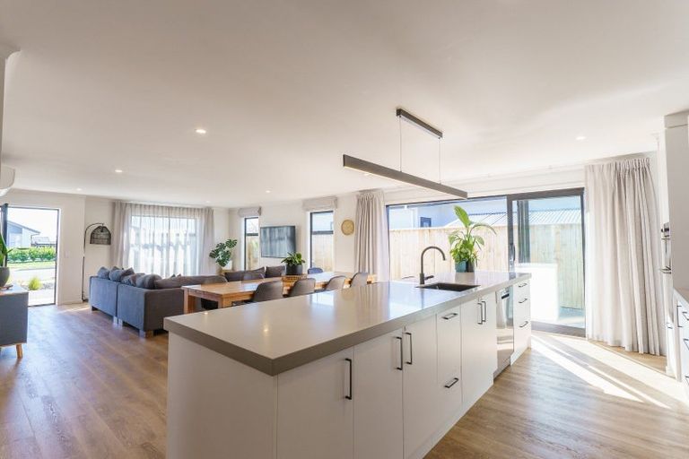 Photo of property in 3 Eton Street, Richmond, 7020