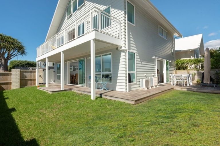 Photo of property in 708a Papamoa Beach Road, Papamoa Beach, Papamoa, 3118