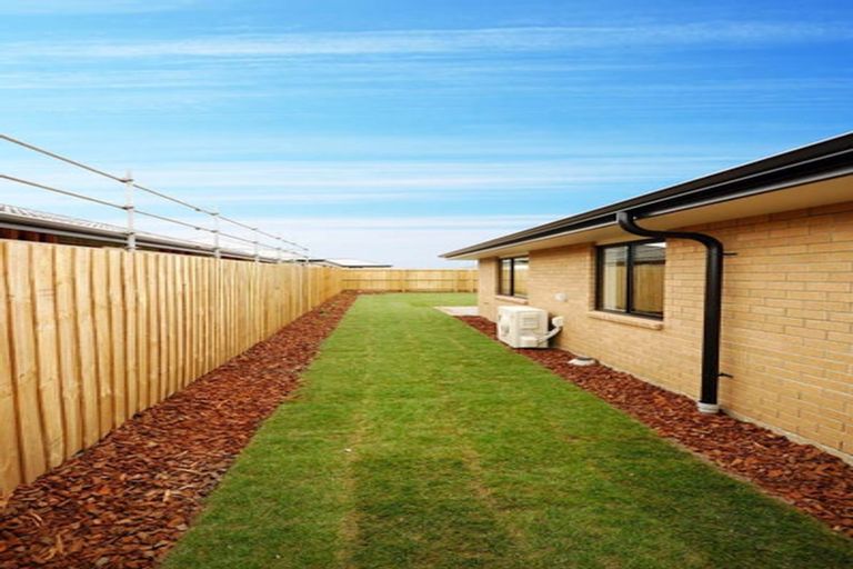 Photo of property in 35 Flint Road, Rolleston, 7614