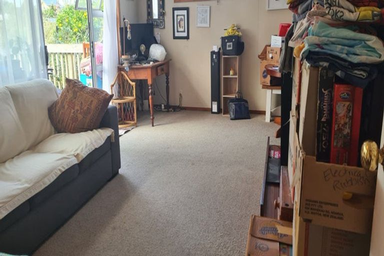 Photo of property in 263 Sturges Road, Henderson, Auckland, 0612