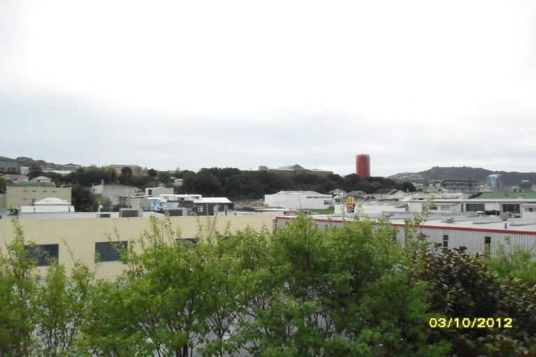 Photo of property in 8 Girton Terrace, Mount Cook, Wellington, 6021