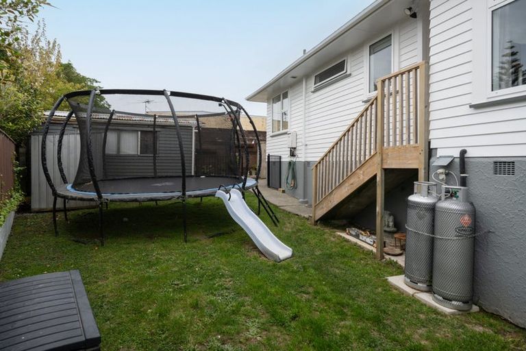 Photo of property in 48 Mark Avenue, Paparangi, Wellington, 6037