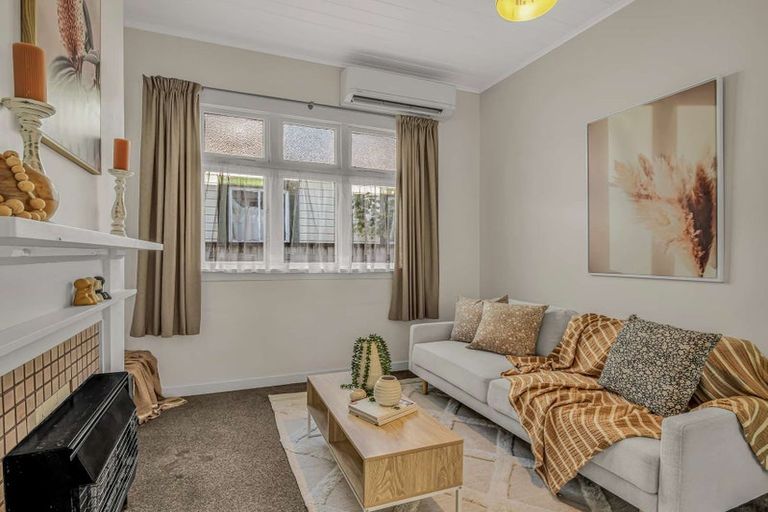 Photo of property in 5 Barrack Street, Whanganui, 4500
