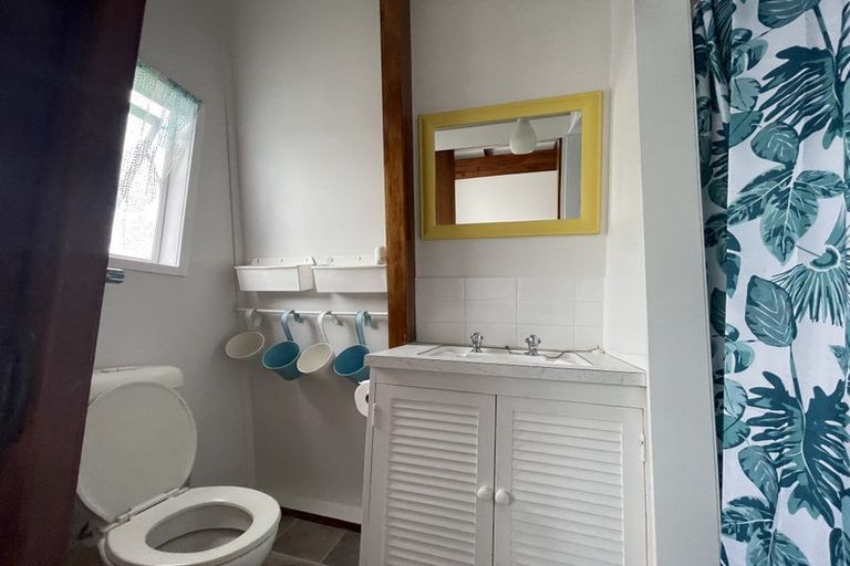 Photo of property in 33 Kurnell Drive, Botany Downs, Auckland, 2010