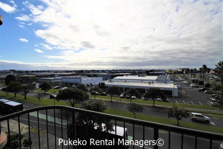 Photo of property in 3d/18 Ronwood Avenue, Manukau, Auckland, 2104
