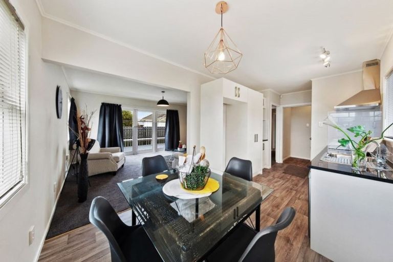 Photo of property in 20 Lyncroft Street, Mangere East, Auckland, 2024