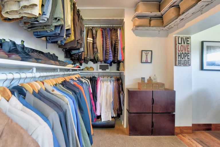 Photo of property in 101 Seaward Road, Edendale, 9825