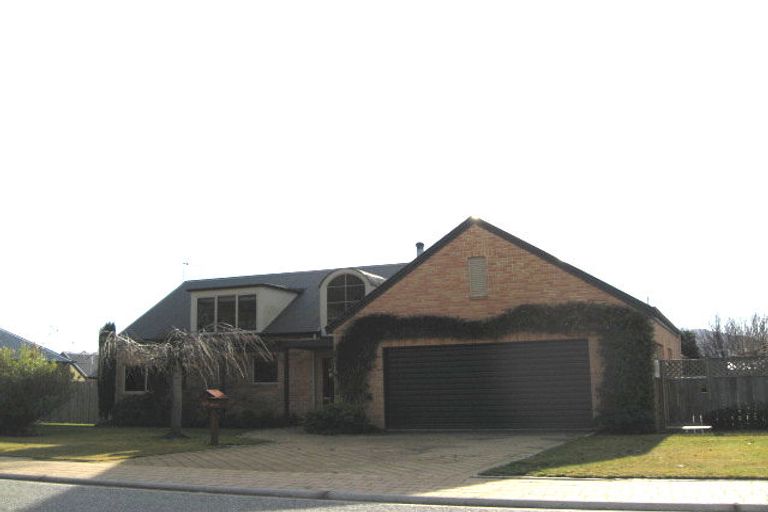 Photo of property in 40 Meadowstone Drive, Wanaka, 9305