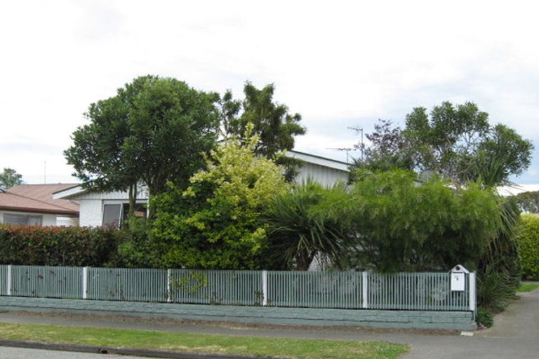 Photo of property in 9 Kawau Crescent, Bromley, Christchurch, 8062